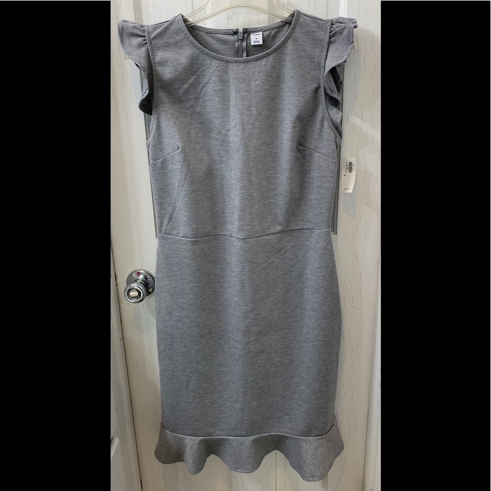 NWT Old Navy Grey Ruffle Dress Women’s Medium